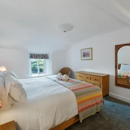 5 Bed In Ambleside Oc-Lr176 Holiday home *