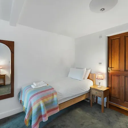 5 Bed In Ambleside Oc-Lr176 Holiday home *