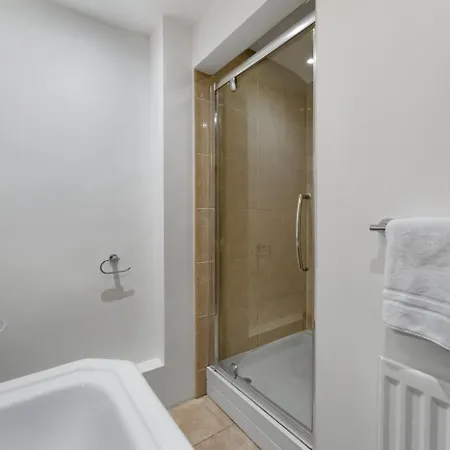 5 Bed In Ambleside Oc-Lr176 Holiday home *