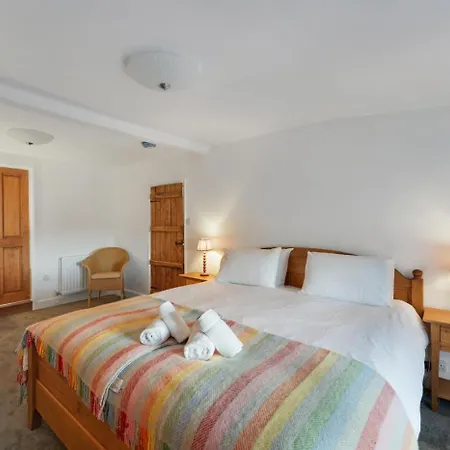 5 Bed In Ambleside Oc-Lr176 Holiday home